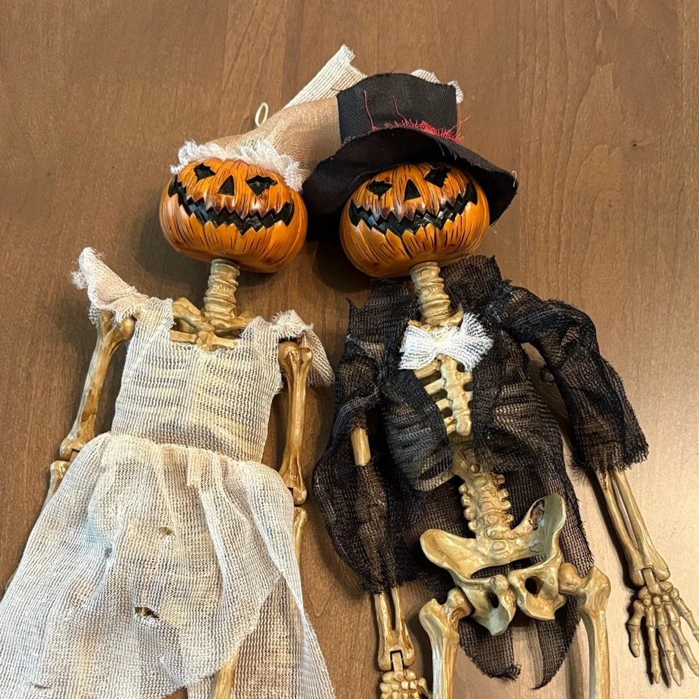 NWOT Pumpkin Head Skeleton Couple Bride & Groom - Bendable Arms & Legs 18” Long